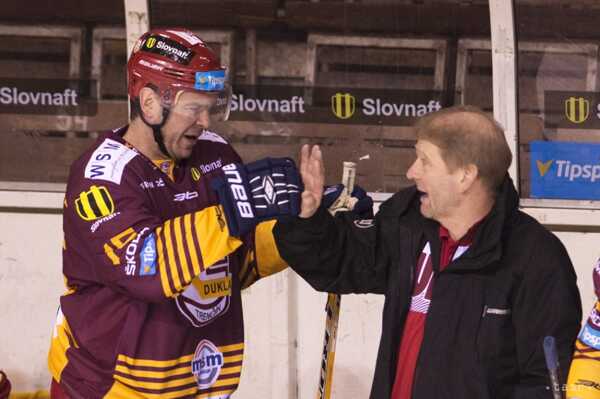 Michal Malina (vpravo) skončil v Dukle Trenčín.