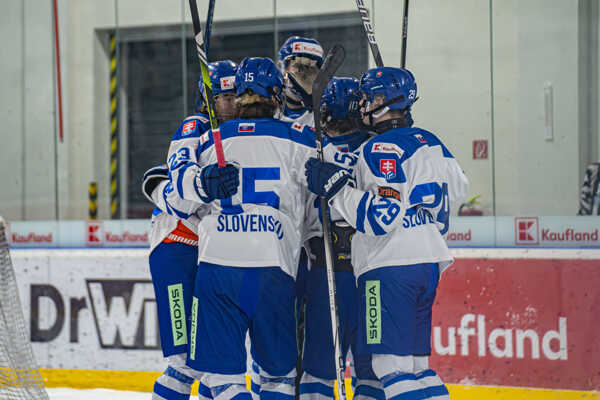 Hokejisti JOJ ŠPORT Slovensko U18.